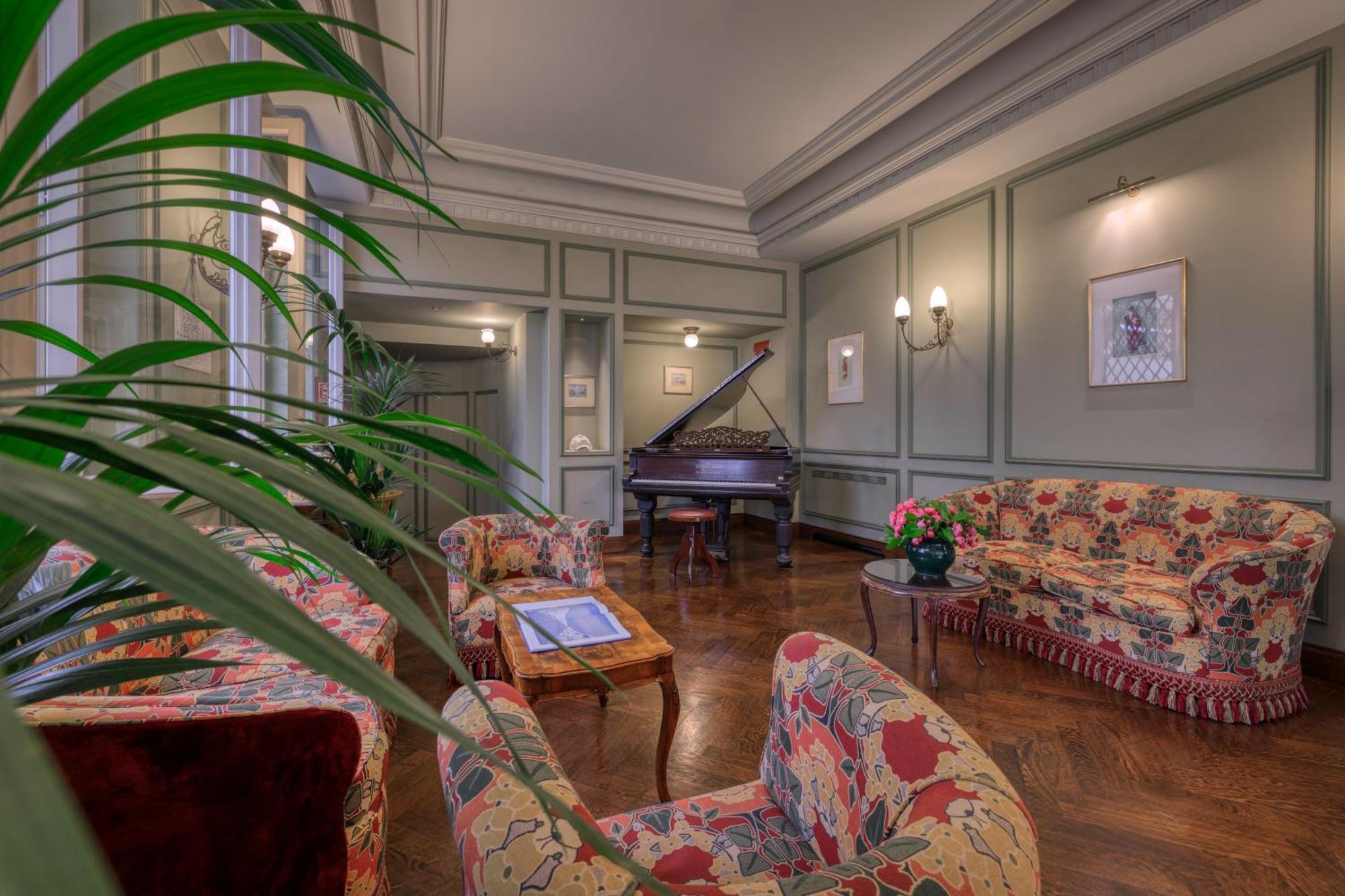 Hotel Locarno Рим Екстериор снимка