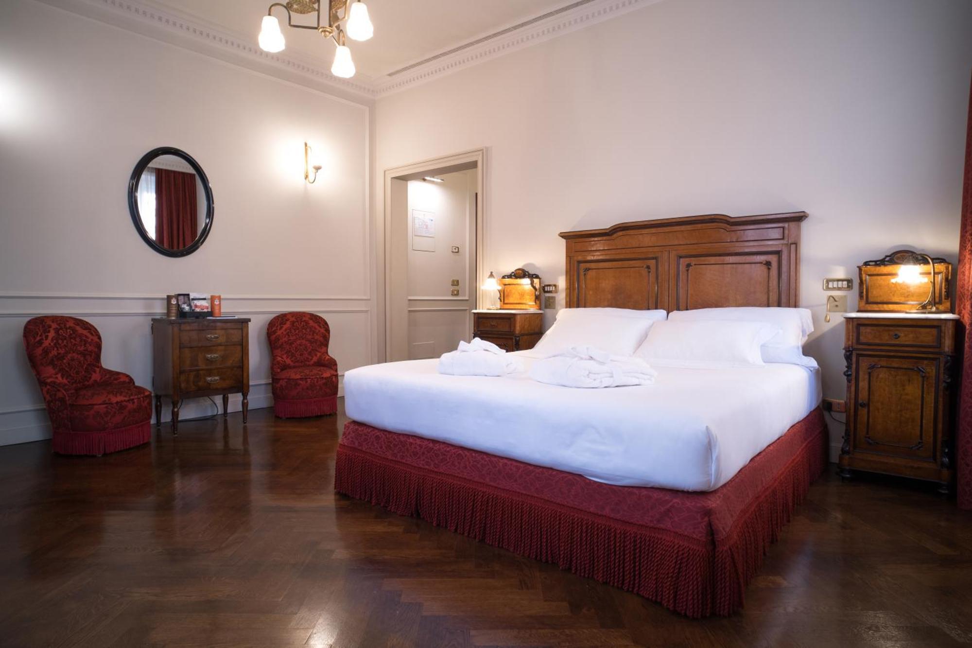 Hotel Locarno Рим Стая снимка