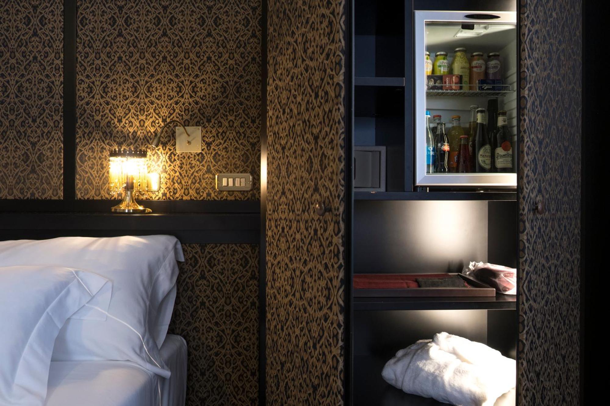 Hotel Locarno Рим Стая снимка