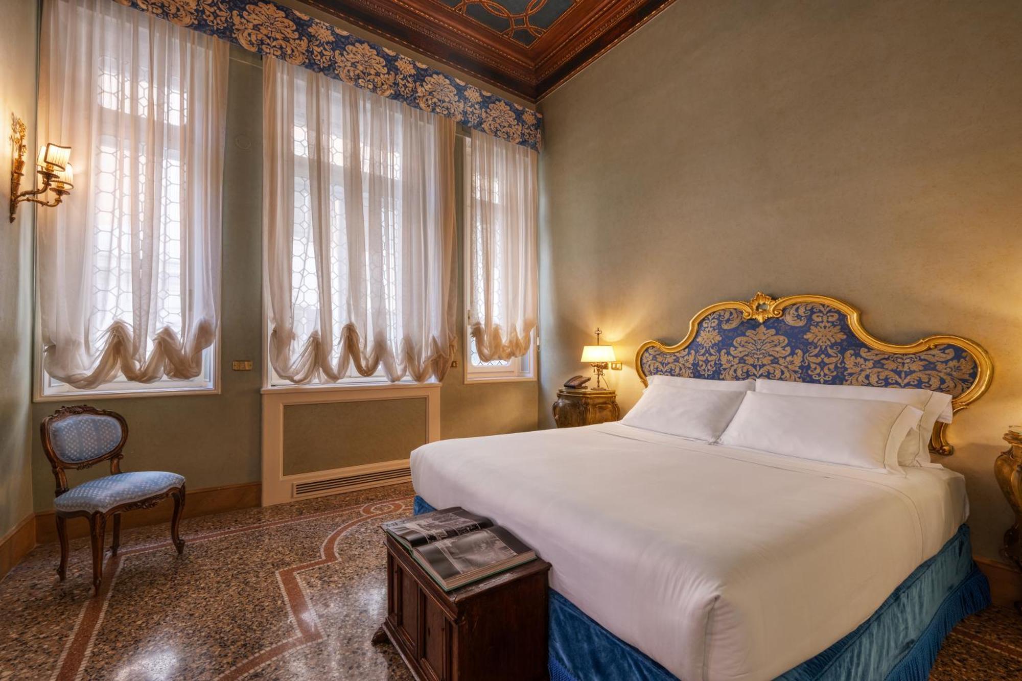 Hotel Locarno Рим Стая снимка