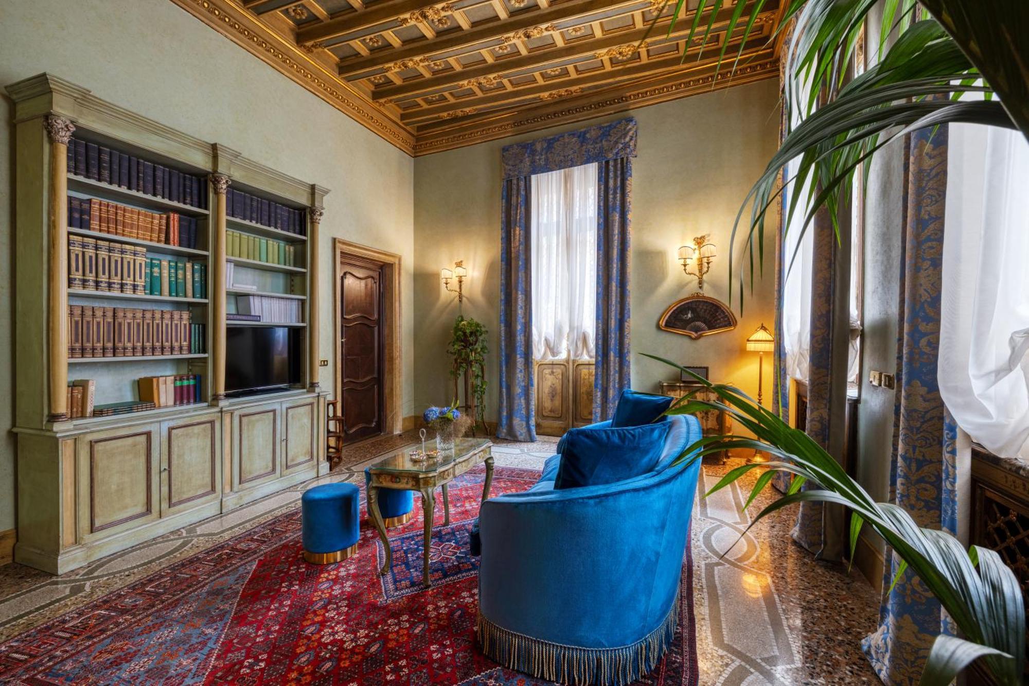 Hotel Locarno Рим Стая снимка